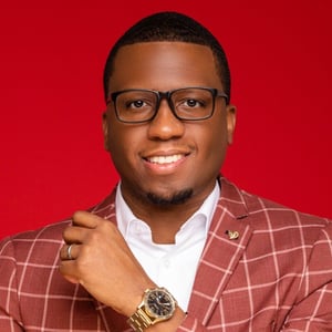 Calibrate_Headshot_Keynote_Sterling McKinley